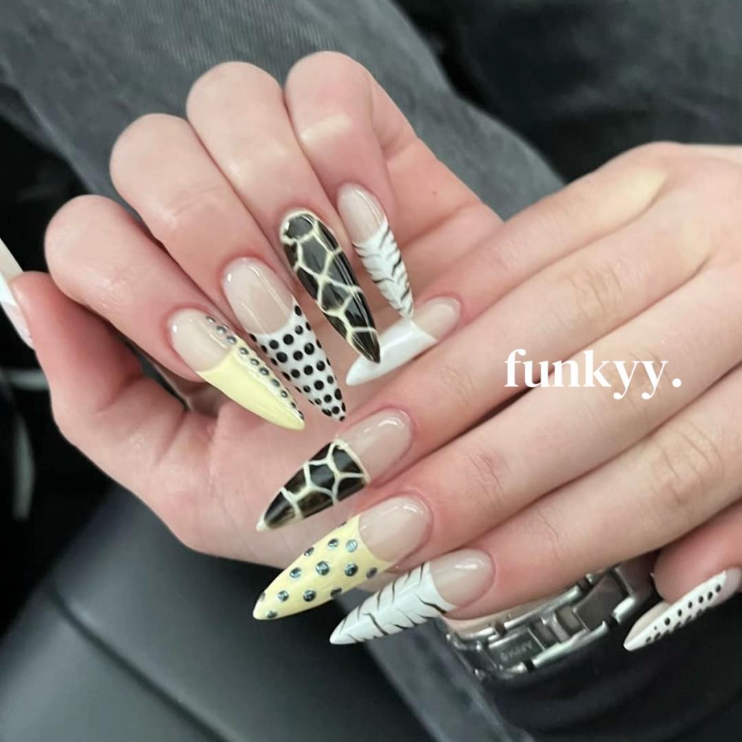 BTS Nail Art inspiration 9
