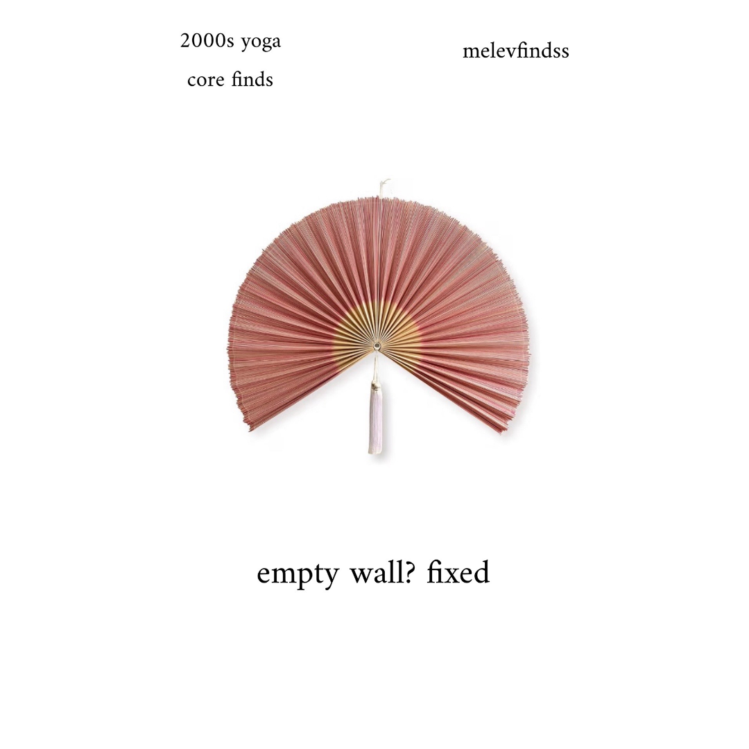 Y2K Room inspiration 17