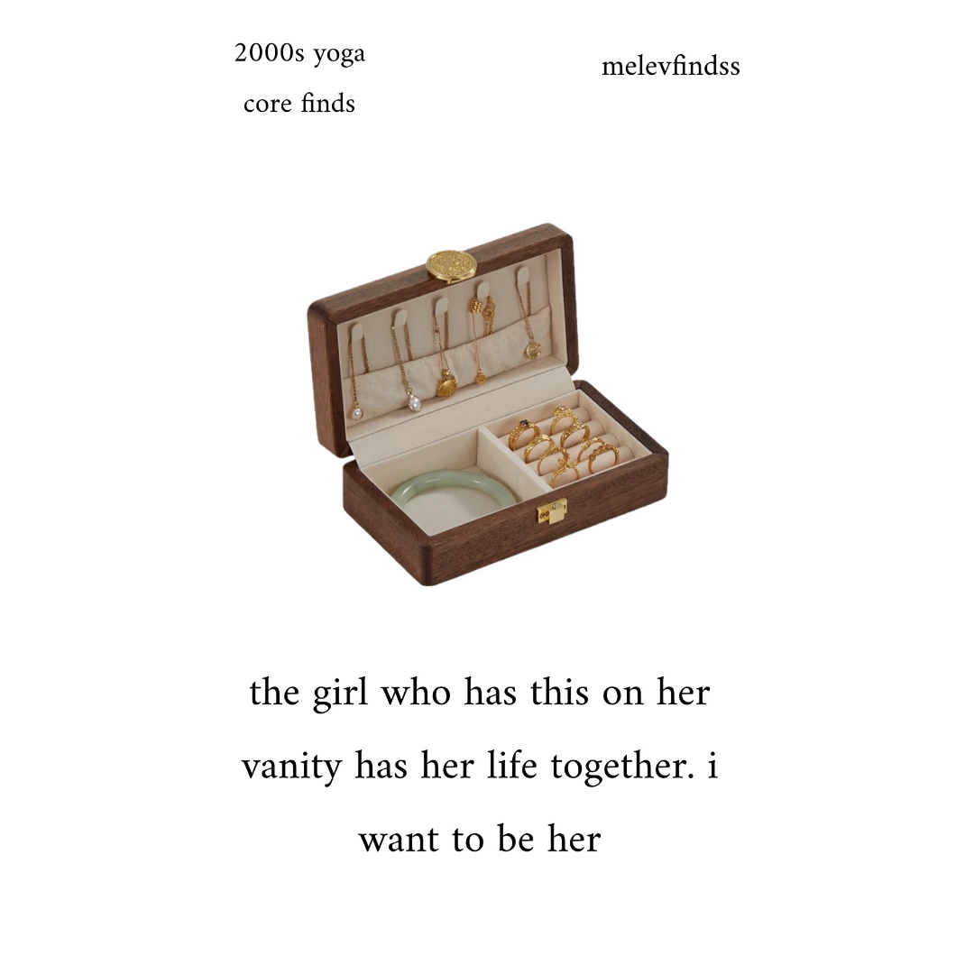 Y2K Room inspiration 17